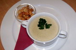 Суп-пюре из грибов в мультиварке