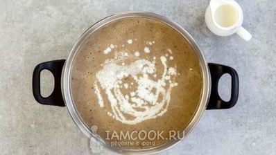 суп-пюре из шампиньонов с чесноком