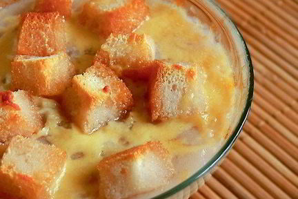 Суп-пюре из цветной капусты с пармезаном