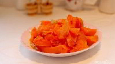 суп-пюре из тыквы с фрикадельками