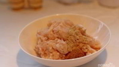 суп-пюре из тыквы с фрикадельками