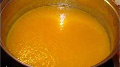 суп-пюре из тыквы с мускатным орехом