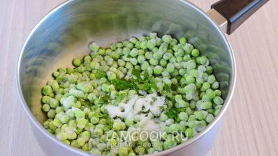 суп-пюре из замороженного зеленого горошка