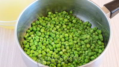 суп-пюре из замороженного зеленого горошка