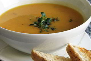 Суп-пюре из запеченной тыквы и томатов