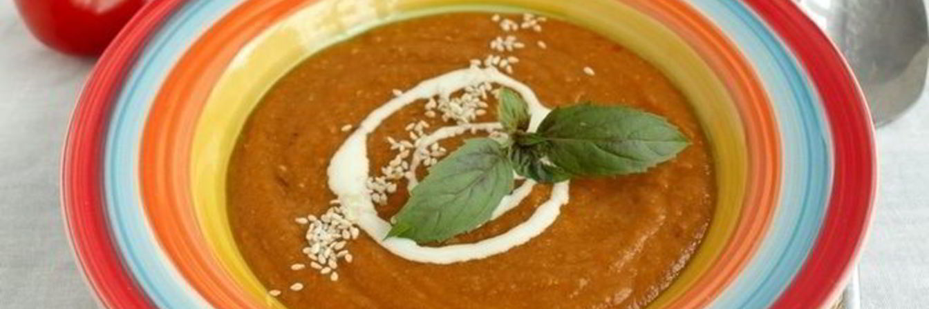 Суп-пюре с баклажаном, томатами и чечевицей