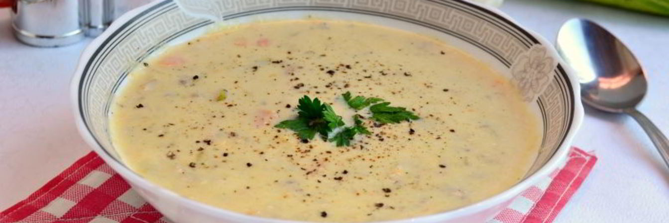 Суп-пюре с кабачками, шампиньонами и плавленым сыром