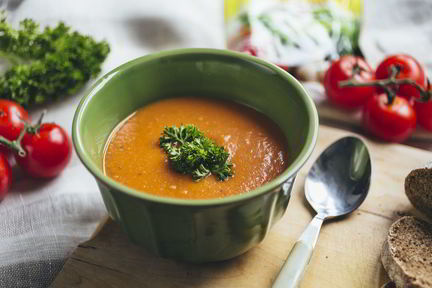 Томатный суп-пюре с розмарином