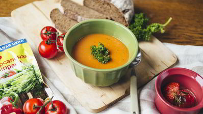 томатный суп-пюре с розмарином