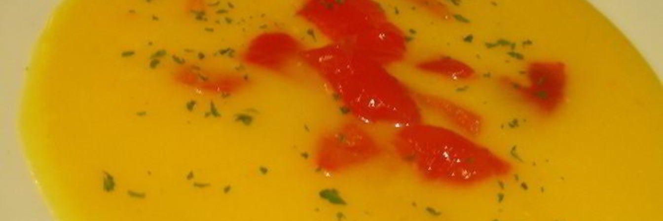Тыквенно-морковный суп-пюре с запеченным перцем
