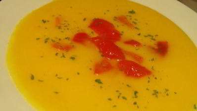тыквенно-морковный суп-пюре с запеченным перцем