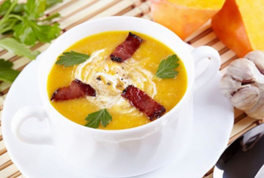 Тыквенный суп-пюре с копченым беконом