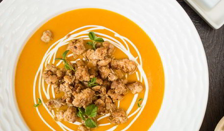 Рецепт тыквенного супа-пюре с жареным острым фаршем