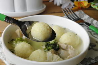 Суп с картофельными шариками
