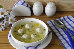 Суп с куриными фрикадельками