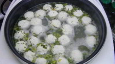 суп с куриными фрикадельками