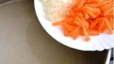 суп с рисом и картошкой