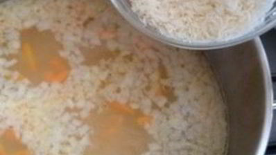 суп с рисом и картошкой