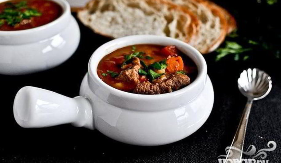 Рецепт супа с ячменем, говядиной и помидорами
