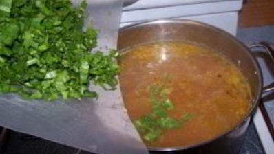 суп со щавелем и курицей