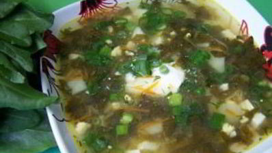 суп со щавелем и курицей