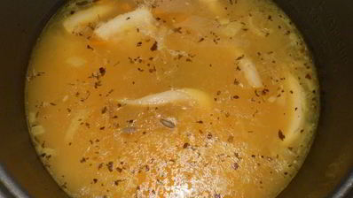 суп со свиными ребрышками и рисом в мультиварке