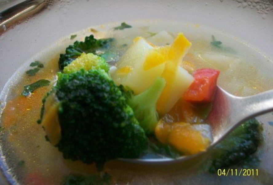 Супчик с брокколи и сладким перцем для детки