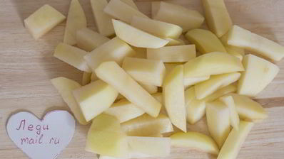 горячий свекольник на курином бульоне