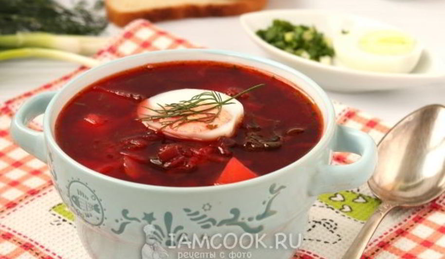 Рецепт горячего свекольника с ботвой