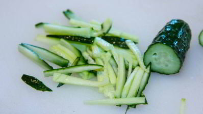 холодный свекольник с ботвой