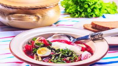 холодный свекольник с ботвой