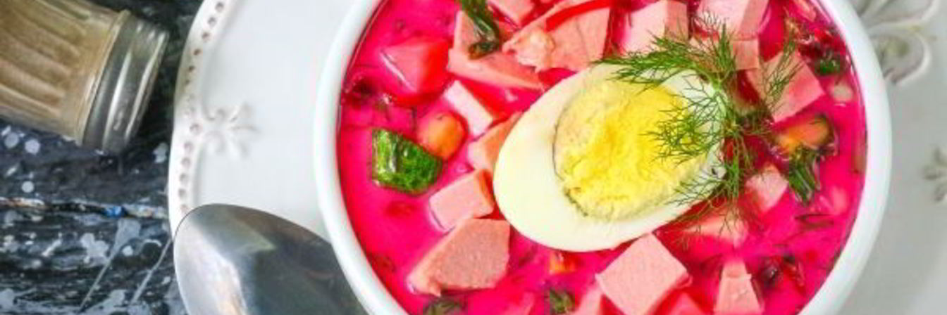 Холодный свекольник с колбасой