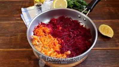классический горячий свекольник с курицей