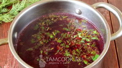 классический горячий свекольник со свининой