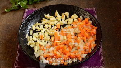 постный горячий свекольник