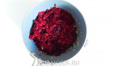 постный свекольник с помидорами