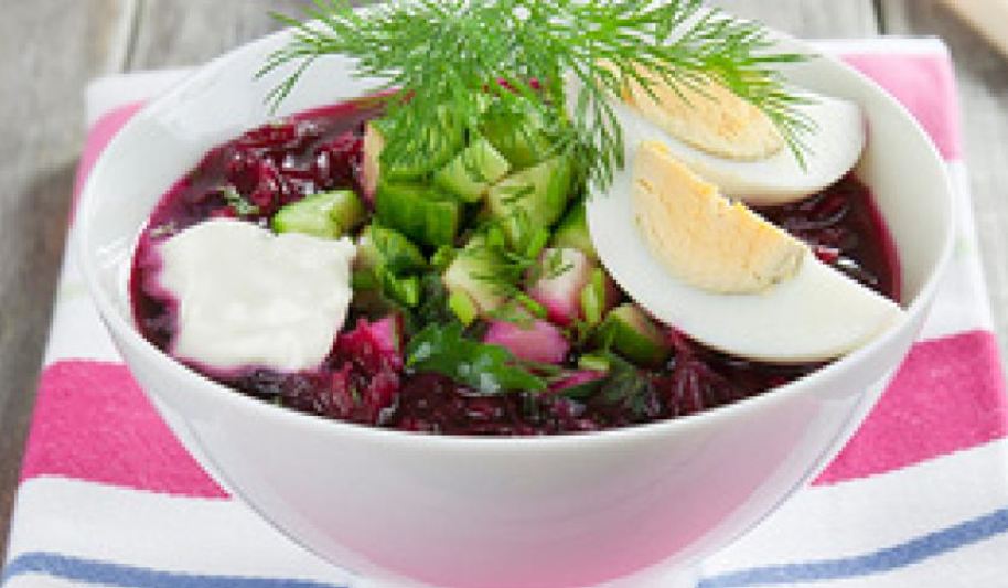 Рецепт свекольника с крапивой, огурцом и картофелем