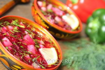 Свекольник с курицей