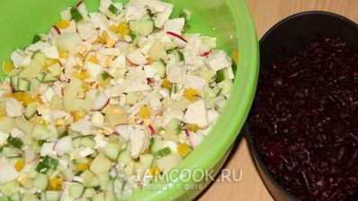 свекольник с курицей