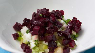 свекольник с соленым огурцом