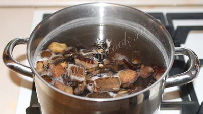 сливочно-сырный суп с грибами