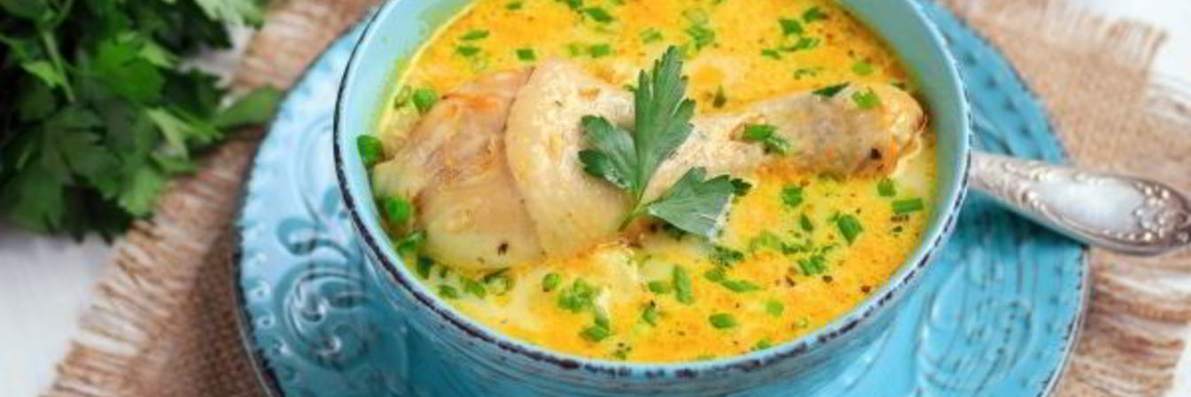 Сырный суп из плавленного сыра с курицей