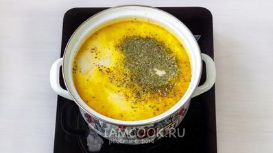 сырный суп из плавленного сыра с курицей