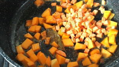 тыквенно-морковный суп с маком