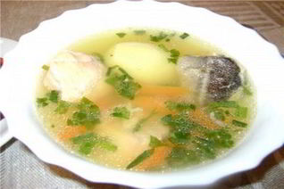 Рыбацкая уха из мелкой и крупной рыбы