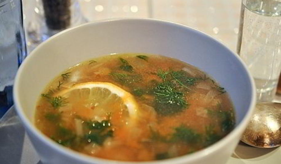 Рецепт ухи из осетра с томатной пастой