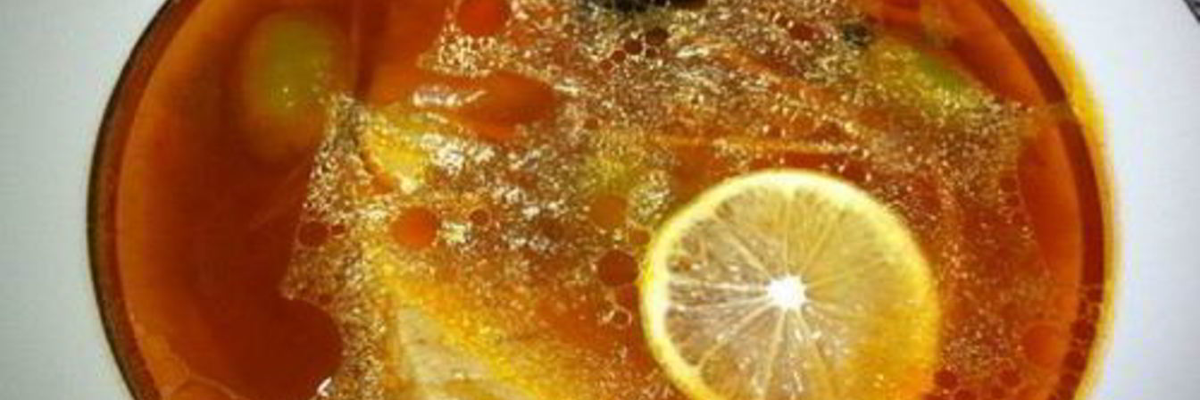 Уха из семги с томатной пастой