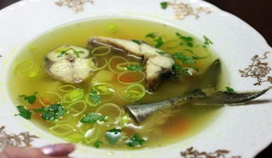 Рецепт ухи из скумбрии с зеленью