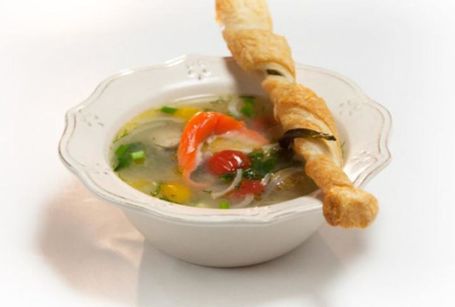 Уха из стерляди с копченой форелью