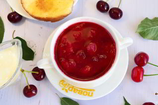 Вишневый суп